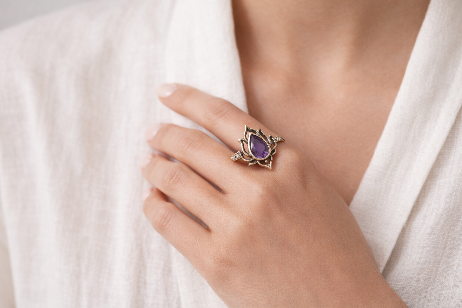 Recomango Lotus Amethyst Renewal Ring